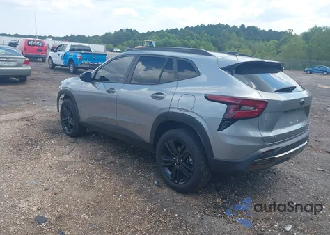 2025 Chevrolet Trax Fwd Activ z USA, uszkodzony, nr VIN KL77LKEP8SC007588